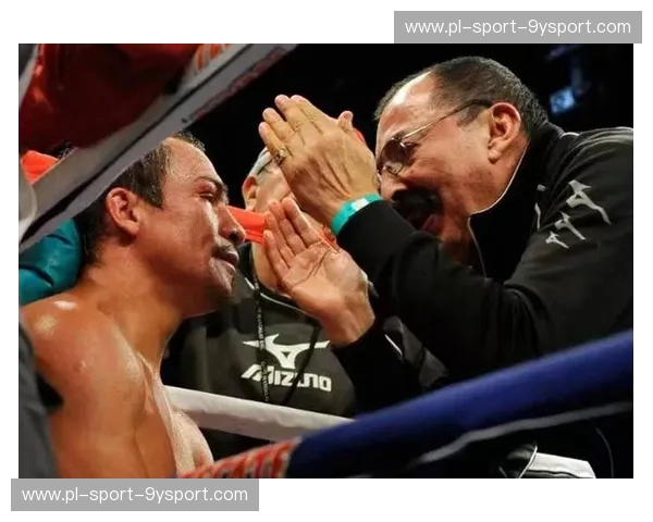 拳坛之巅的冰与火之歌:马奎兹与迪亚兹,那场被时光铭记的暴力美学 拳坛之巅的冰与火之歌:马奎兹与迪亚兹,那场被时光铭记的暴力美学